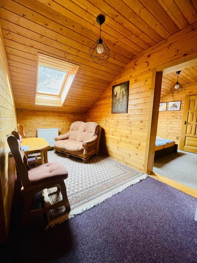 Pension Grizzly Ludvíkov Exteriör bild